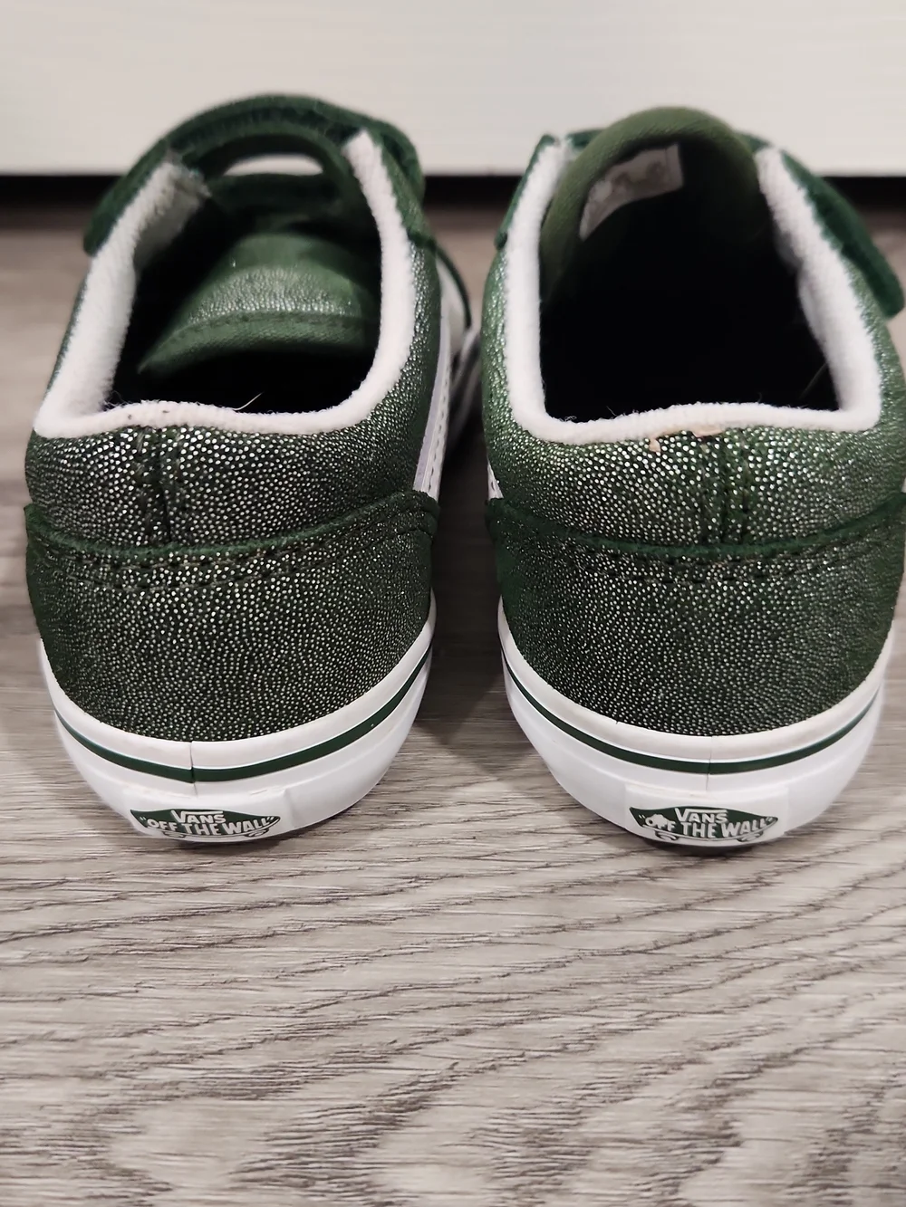 Vans Old Skool V Tinsel Suede Green Glitter Sneakers Shoes Size 10 T Toddler EUC